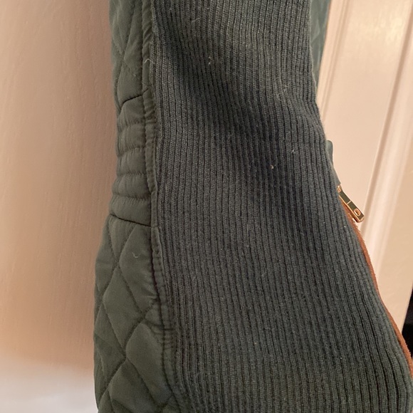 OLIVE & BROWN VEST - Picture 5 of 7